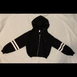 Black Cropped Zip Up Hoodie